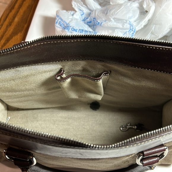 Dooney Bourke cloth and leather purse brown/tan with DB, make up bag/strap.Nice. - Picture 6 of 10